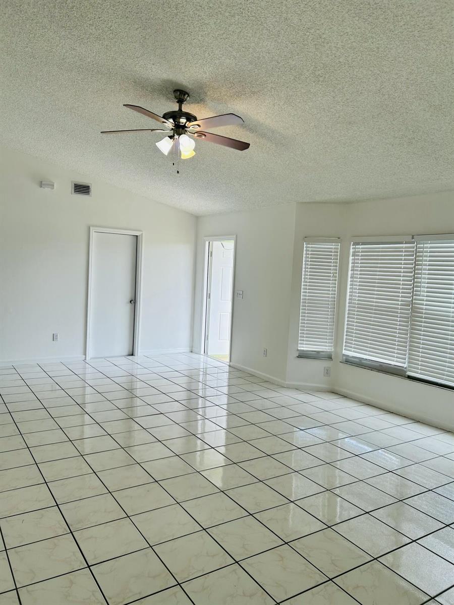 367 SW Donna Terrace, Port St. Lucie FL 34984 photo 3