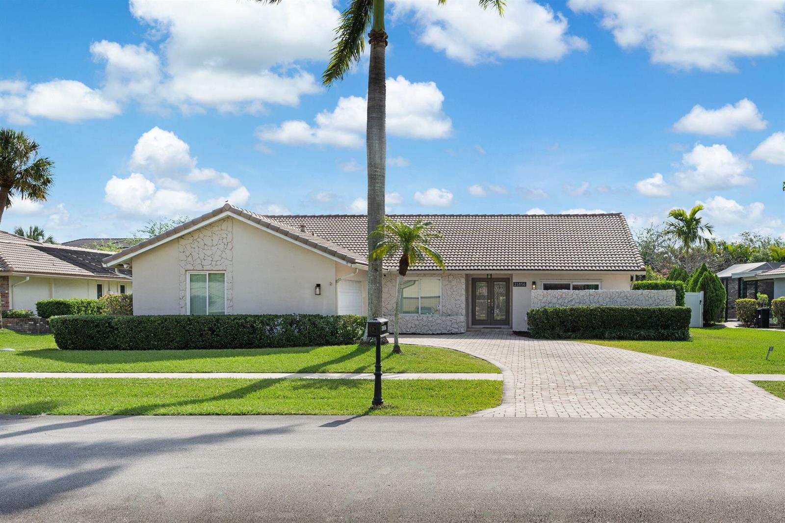 21856 High Pine Trail, Boca Raton FL 33428