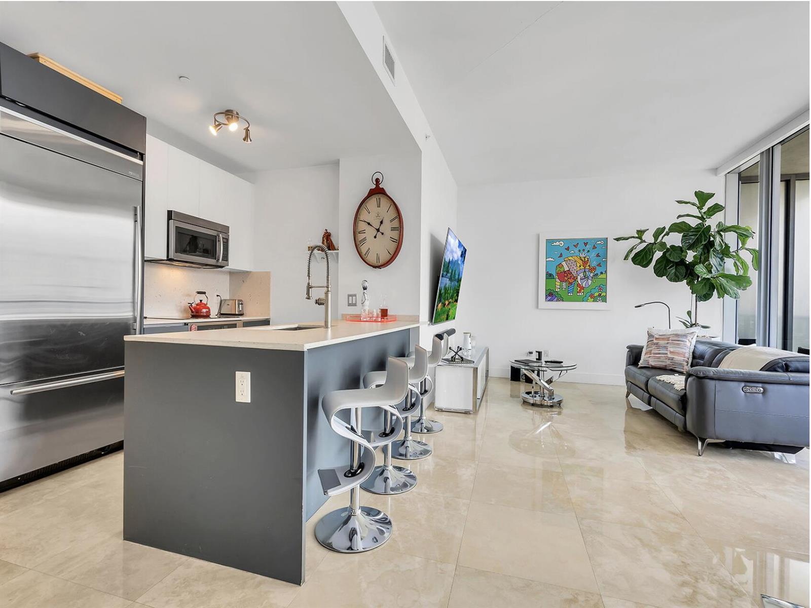 1300 Brickell Bay Drive # 3900, Miami FL 33131 photo 3