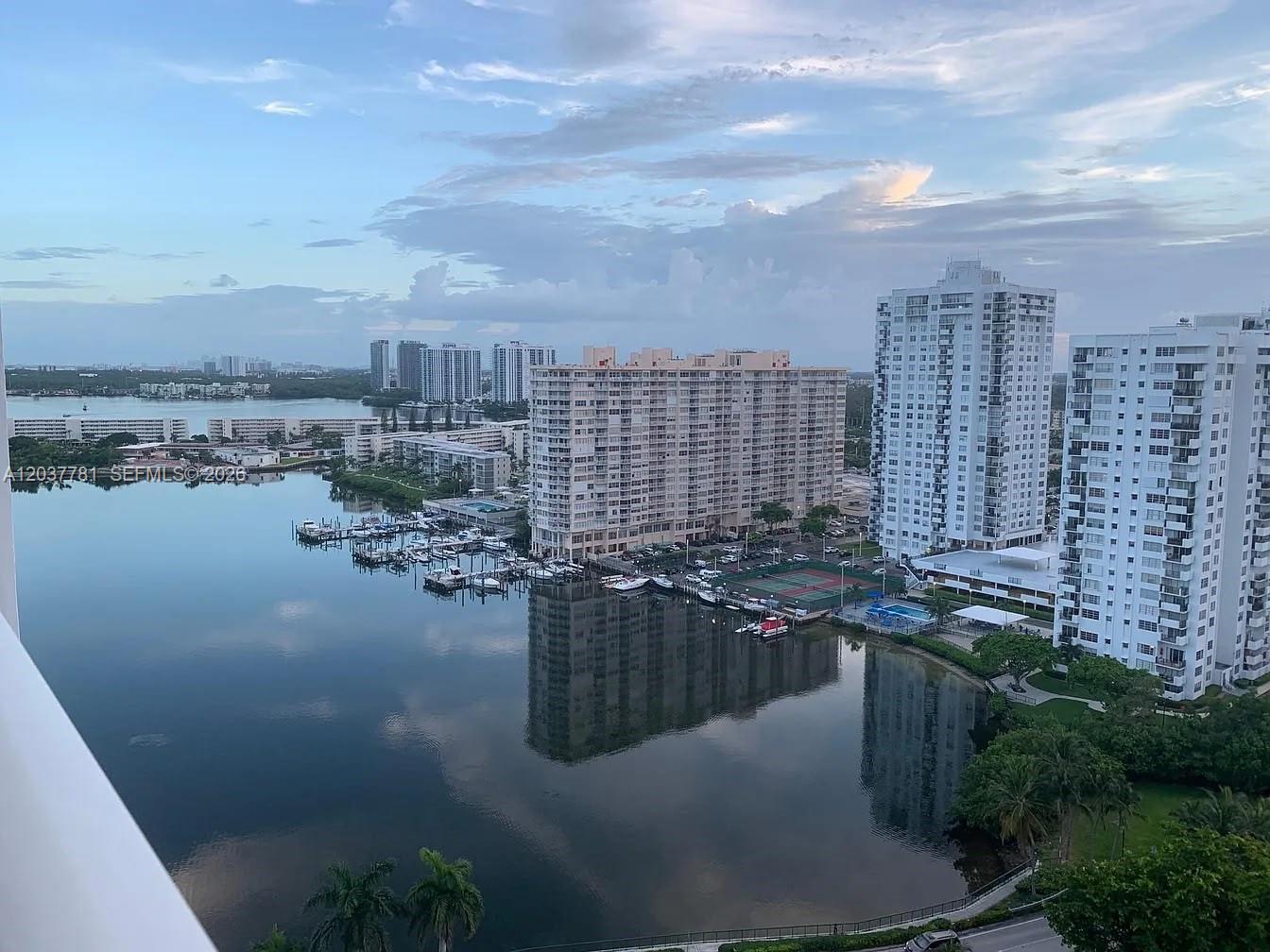 2801 NE 183rd St # 2107W, Aventura FL 33160 photo 4