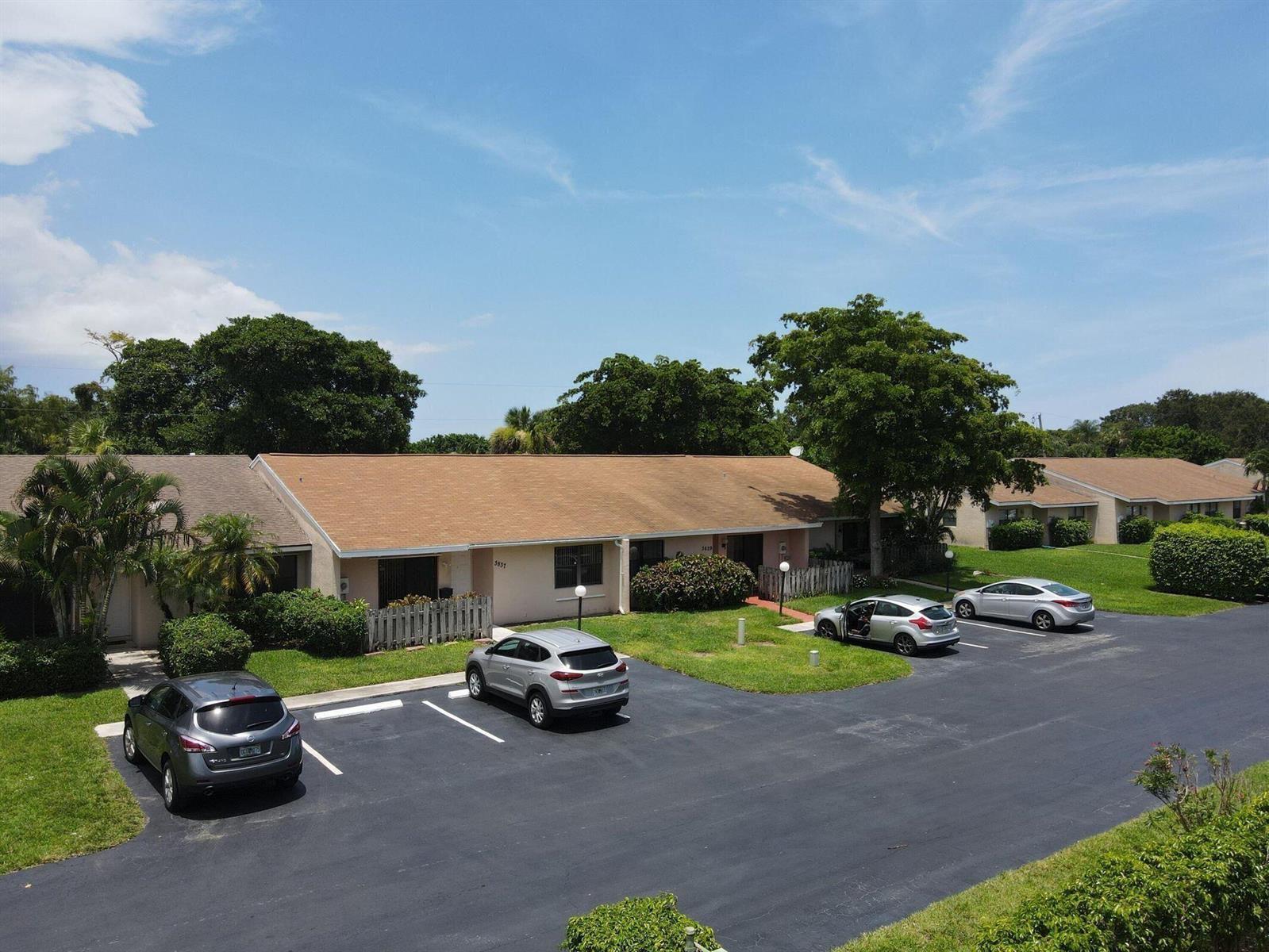 3765 Park Lane Villas Road, West Palm Beach FL 33403 photo 2