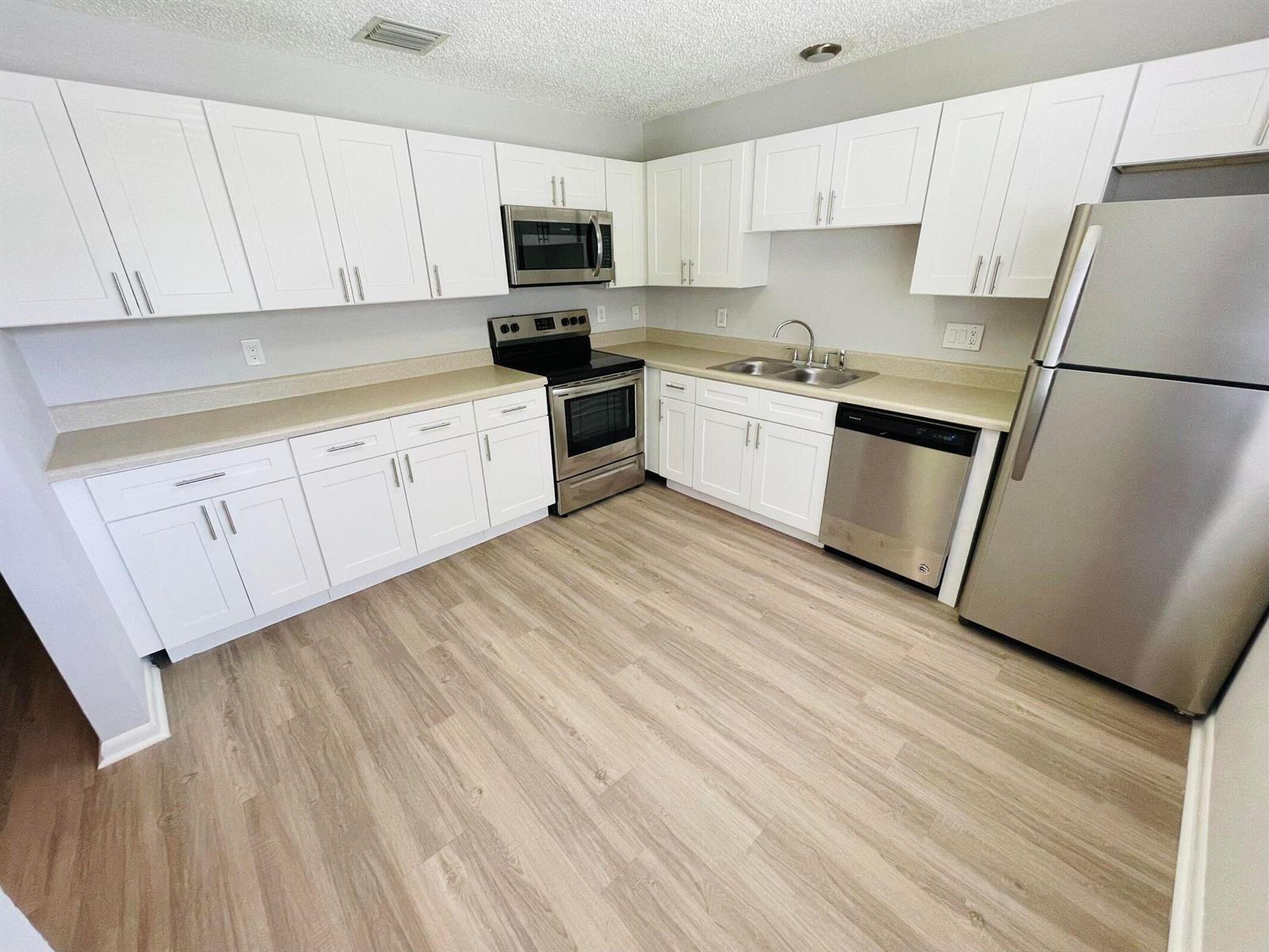 3765 Park Lane Villas Road, West Palm Beach FL 33403