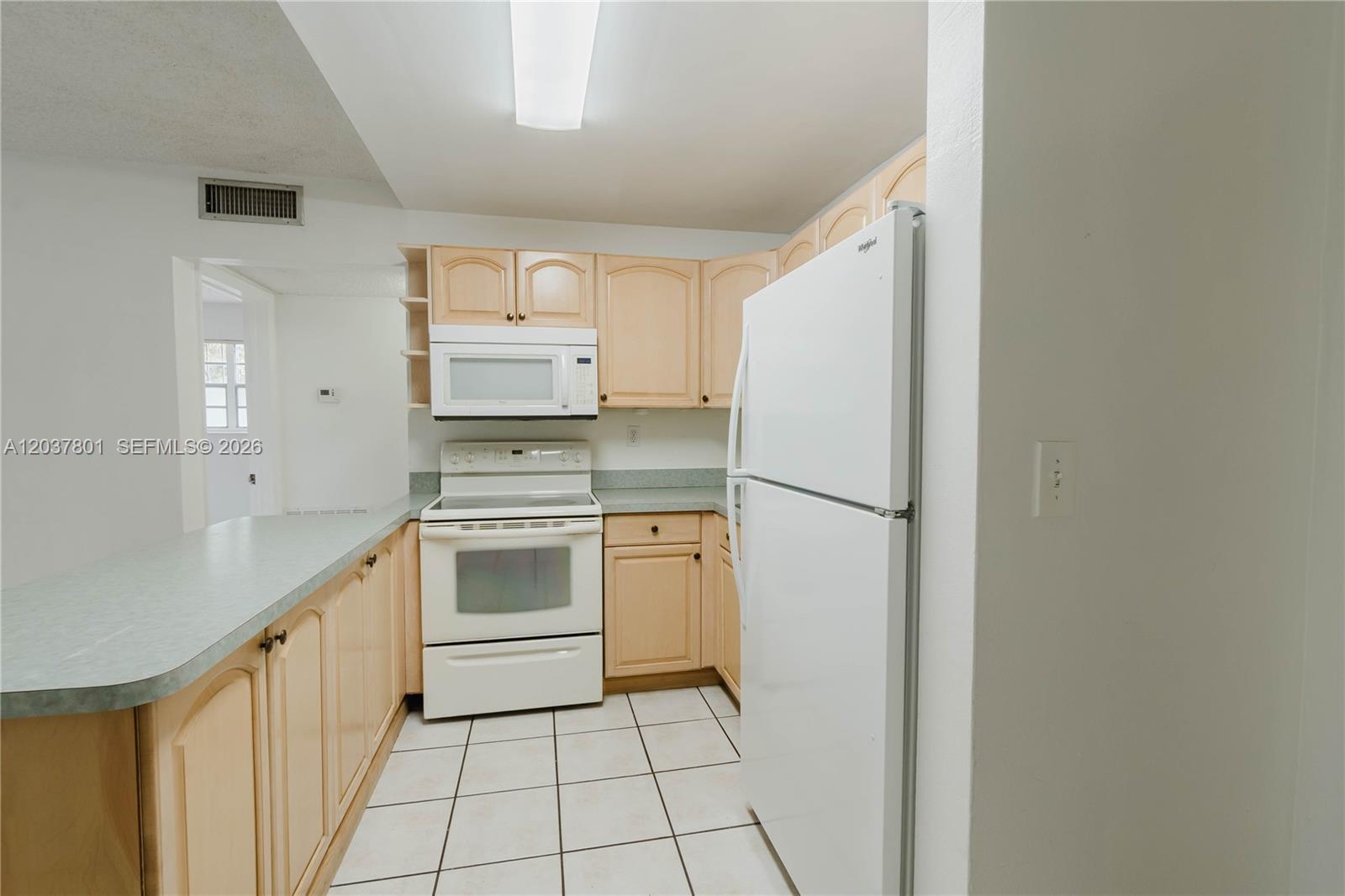 747 NW 13th Ave # 3, Miami FL 33125 photo 5