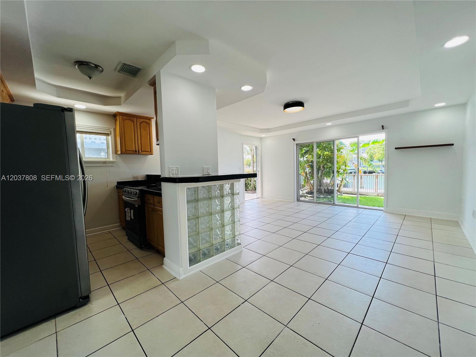 2033 Calais Dr # 5, Miami Beach FL 33141 photo 3