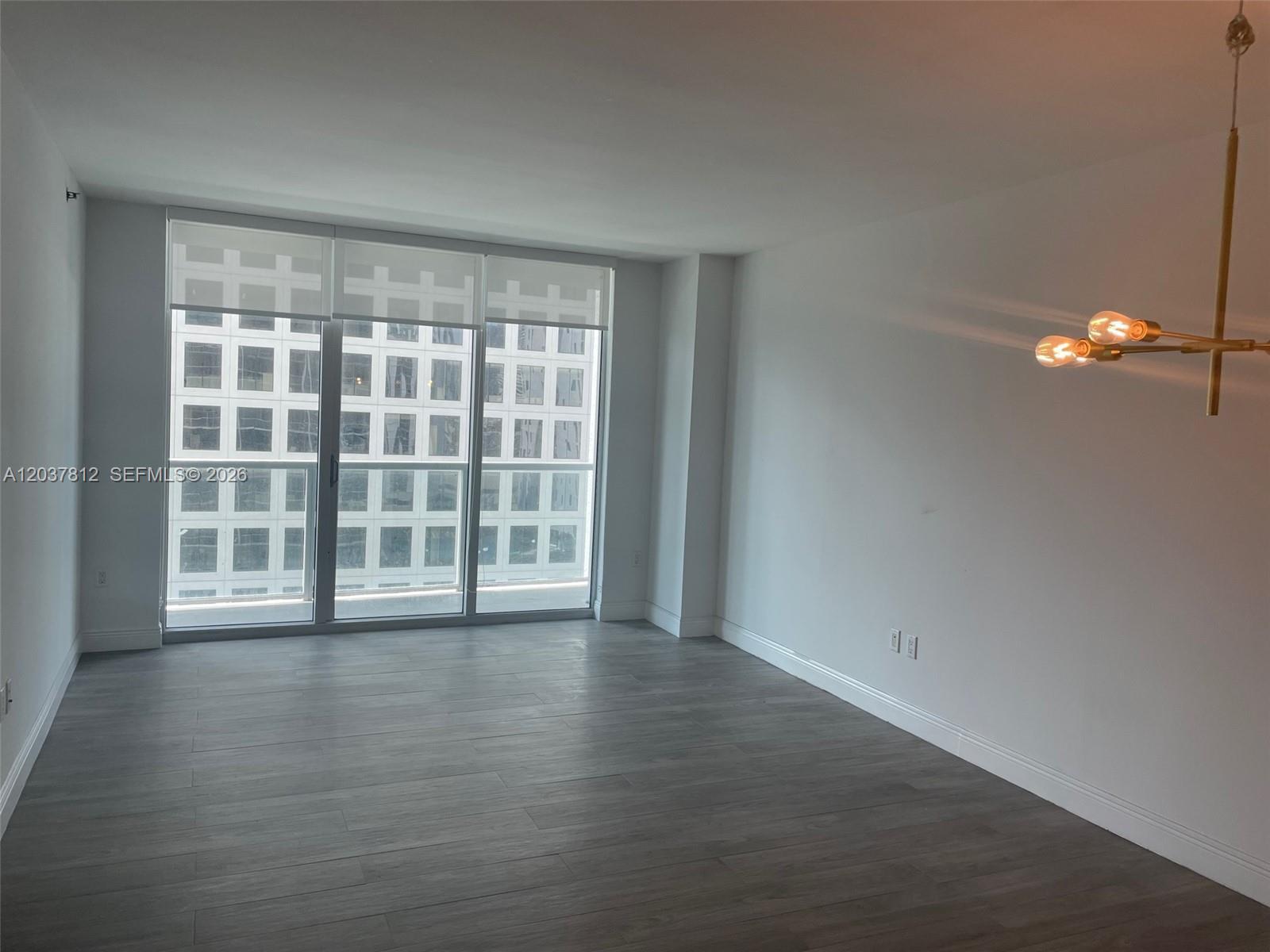 500 Brickell Av # 1906, Miami FL 33131 photo 2
