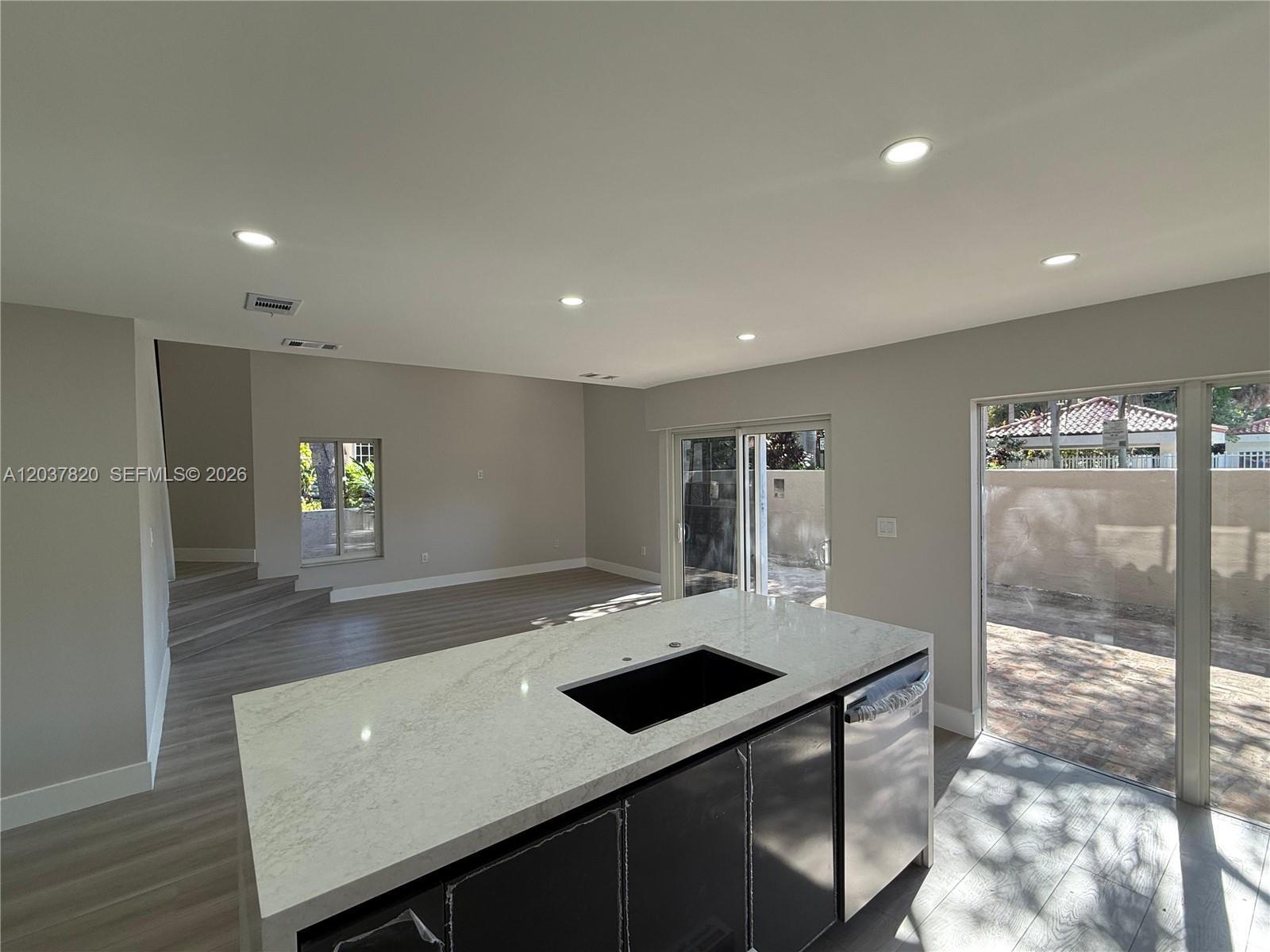 7502 SW 109th Pl, Miami FL 33173 photo 3