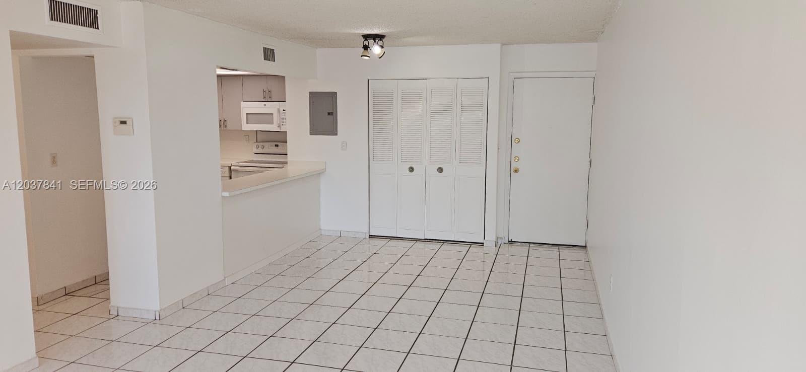 820 NW 87th Ave # 201, Miami FL 33172 photo 4