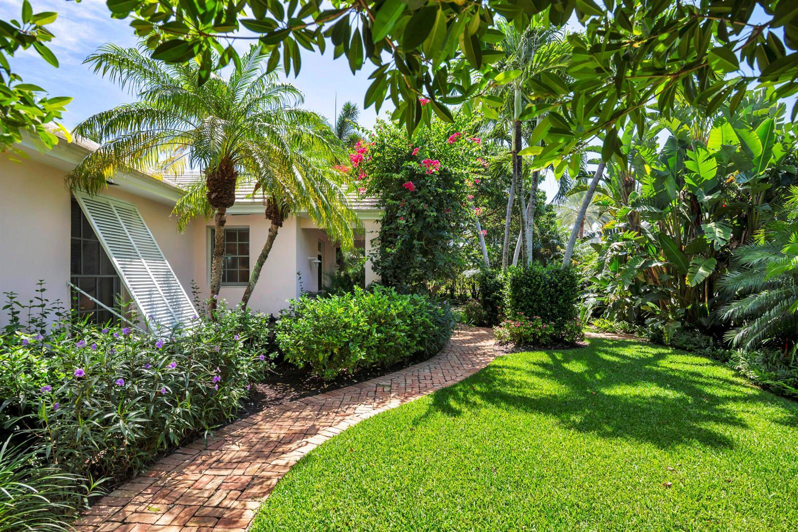 243 Garden Road, Palm Beach FL 33480 photo 3