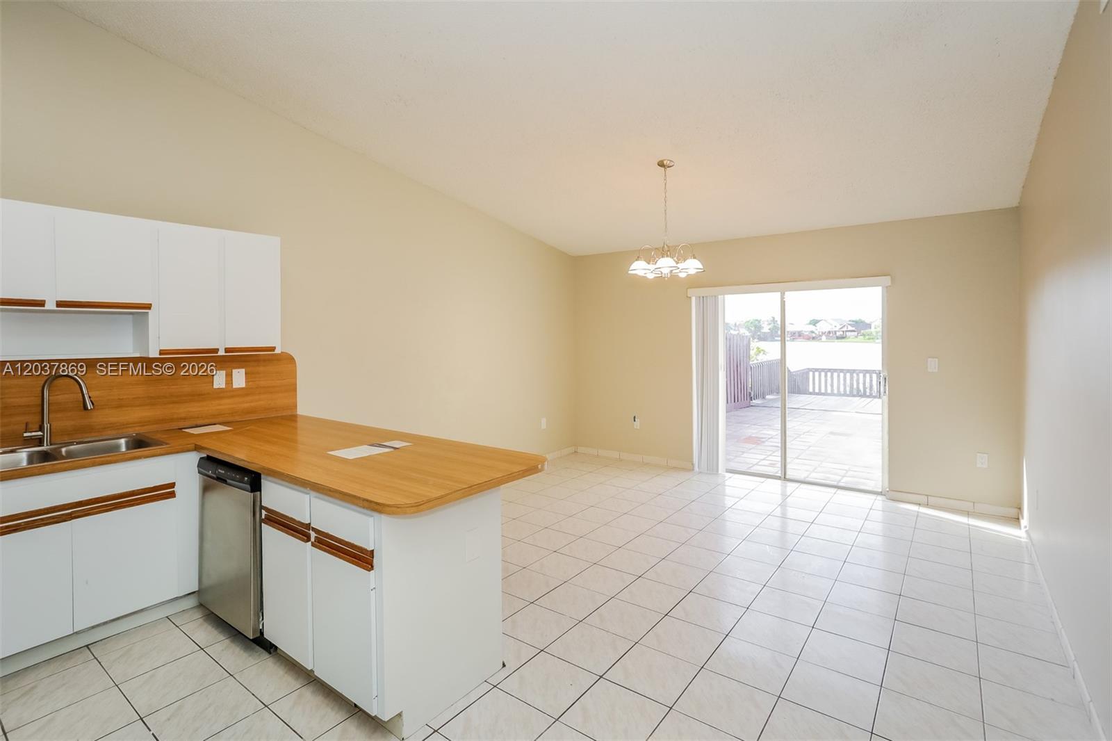 14979 SW 63rd St, Miami FL 33193 photo 5