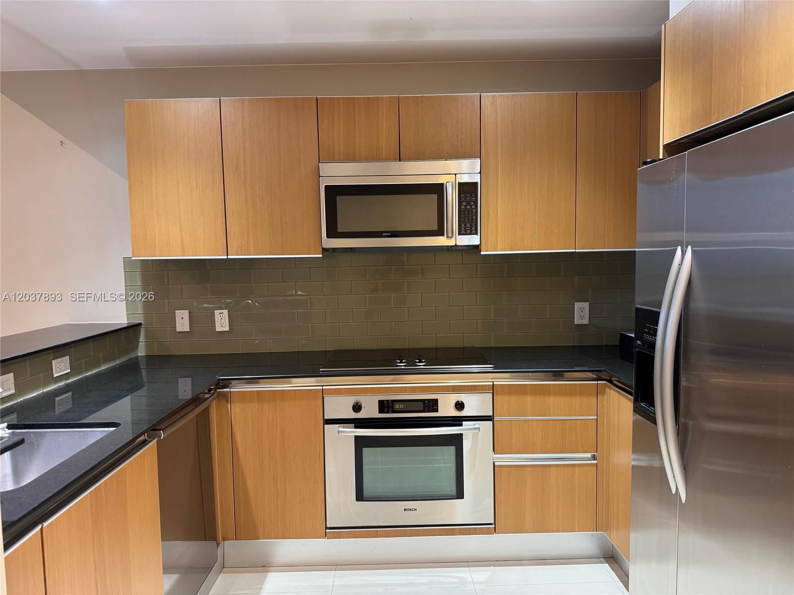 1060 Brickell Ave # 4115, Miami FL 33131