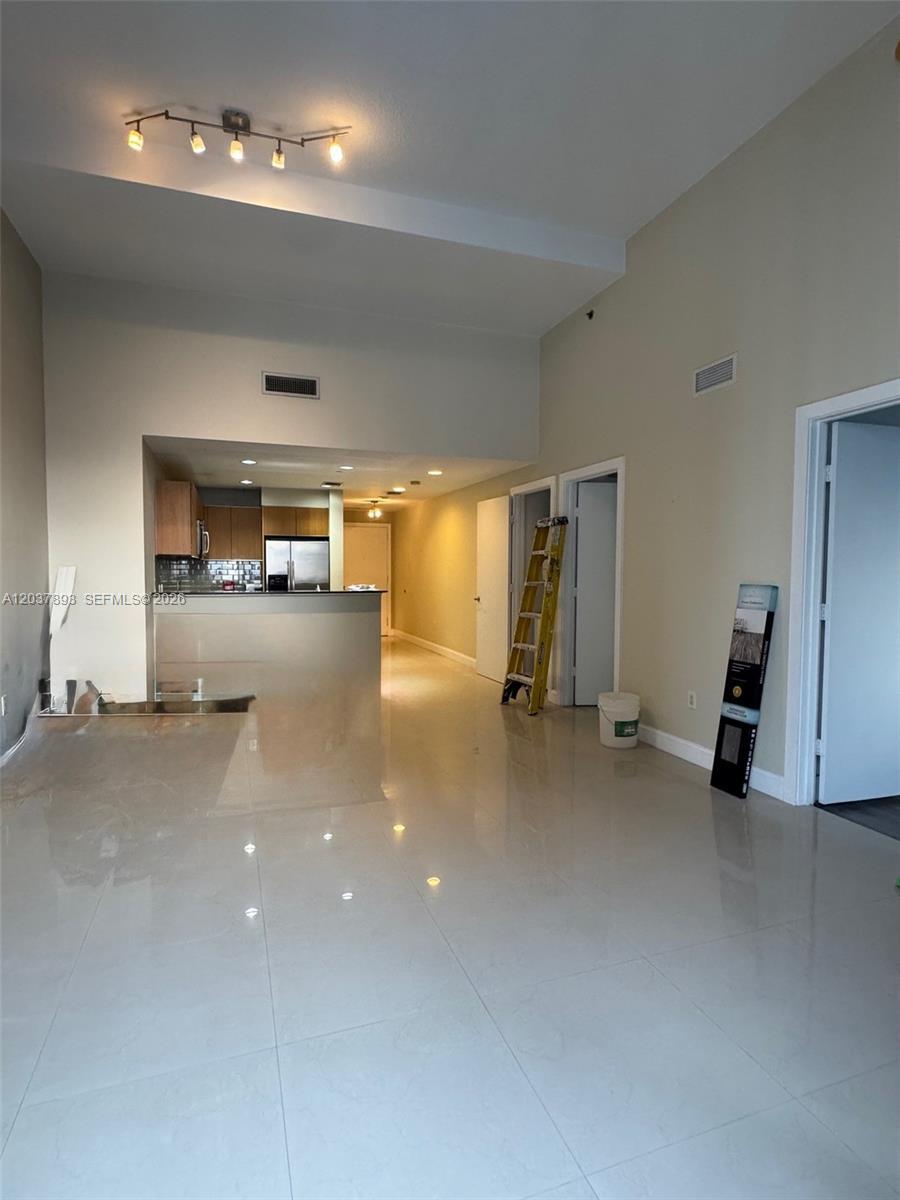 1060 Brickell Ave # 4115, Miami FL 33131 photo 5