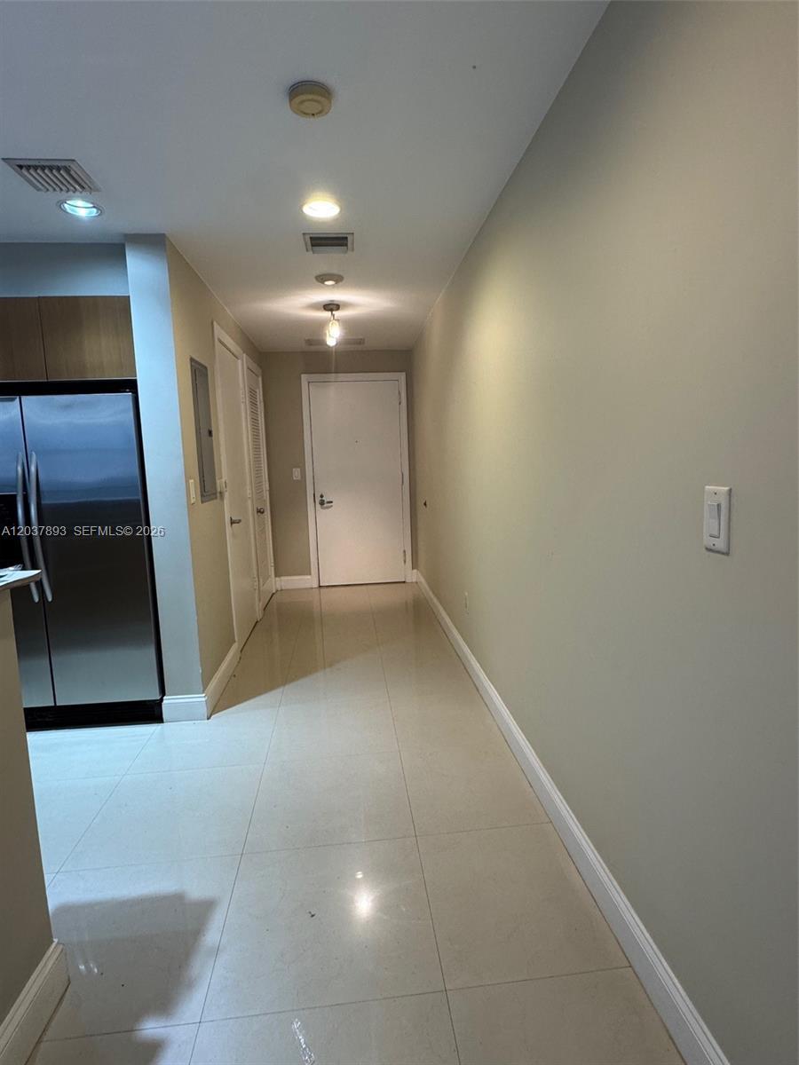 1060 Brickell Ave # 4115, Miami FL 33131 photo 4