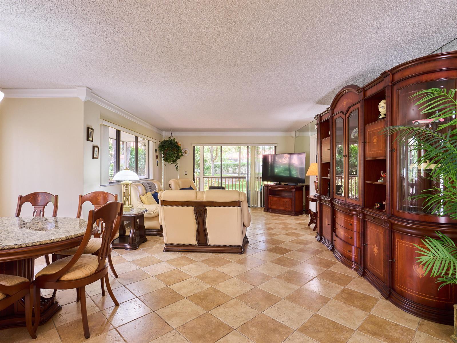 563 Brackenwood Place, Palm Beach Gardens FL 33418 photo 4