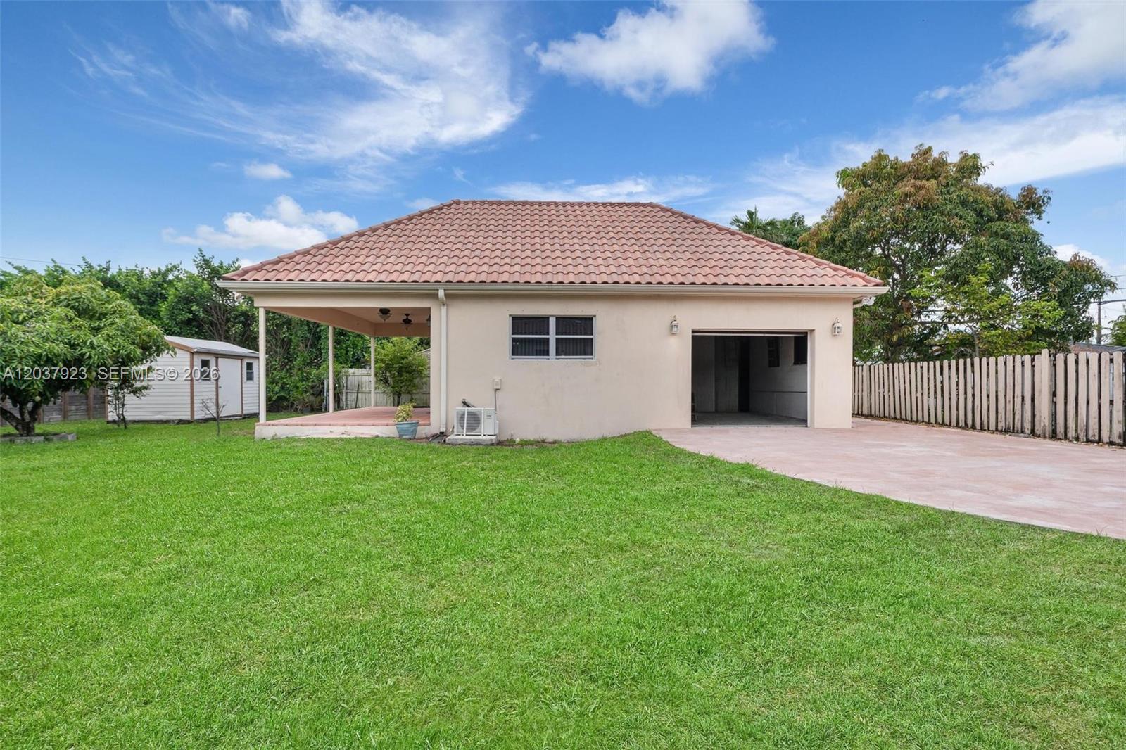 241 Hammond Dr, Miami Springs FL 33166 photo 5