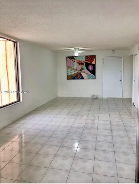 2000 Biarritz Dr, Miami Beach FL 33141 photo 4