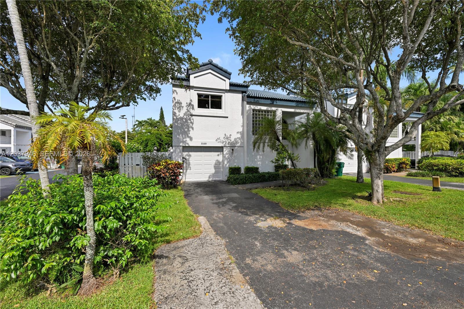 21150 NE 3rd Ave, Miami FL 33179 photo 2