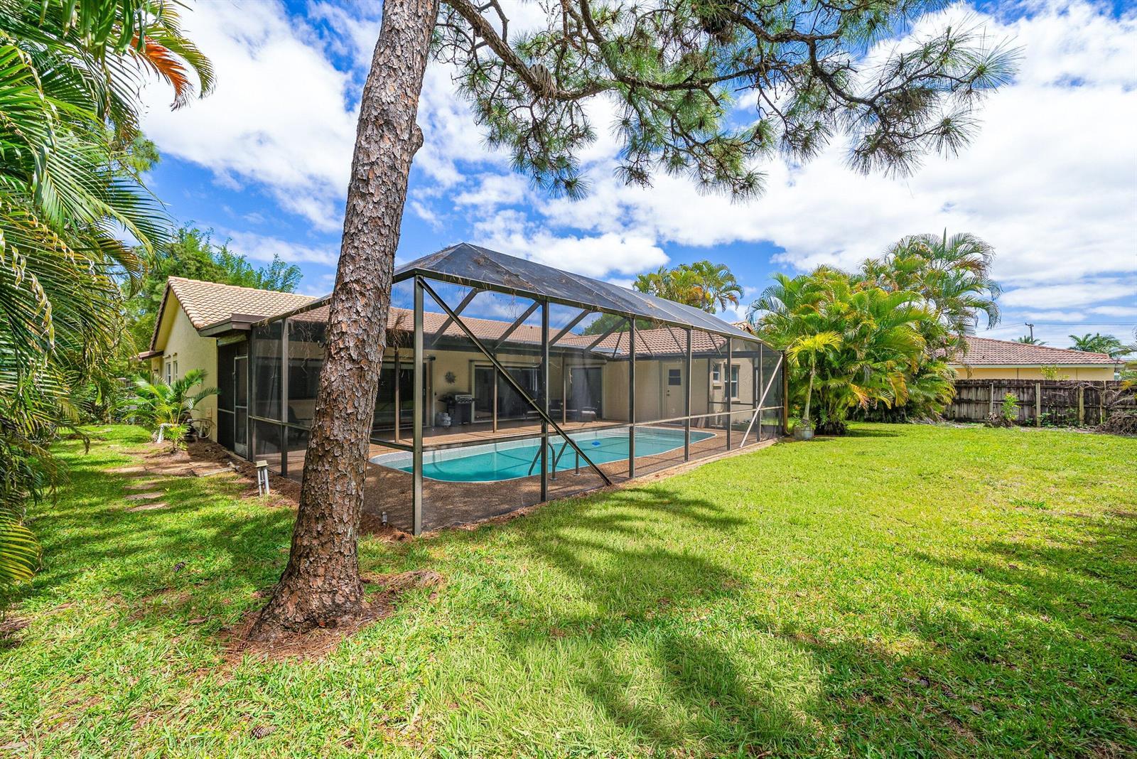 2493 Timbercreek Circle NW, Boca Raton FL 33431 photo 3