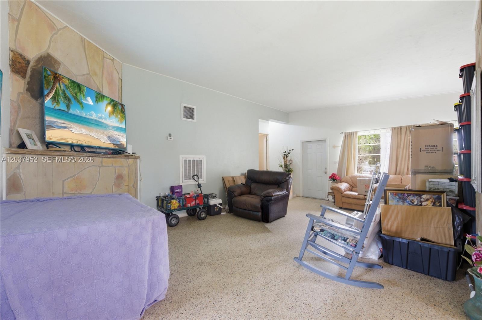20525 Jacaranda Rd, Cutler Bay FL 33189 photo 2