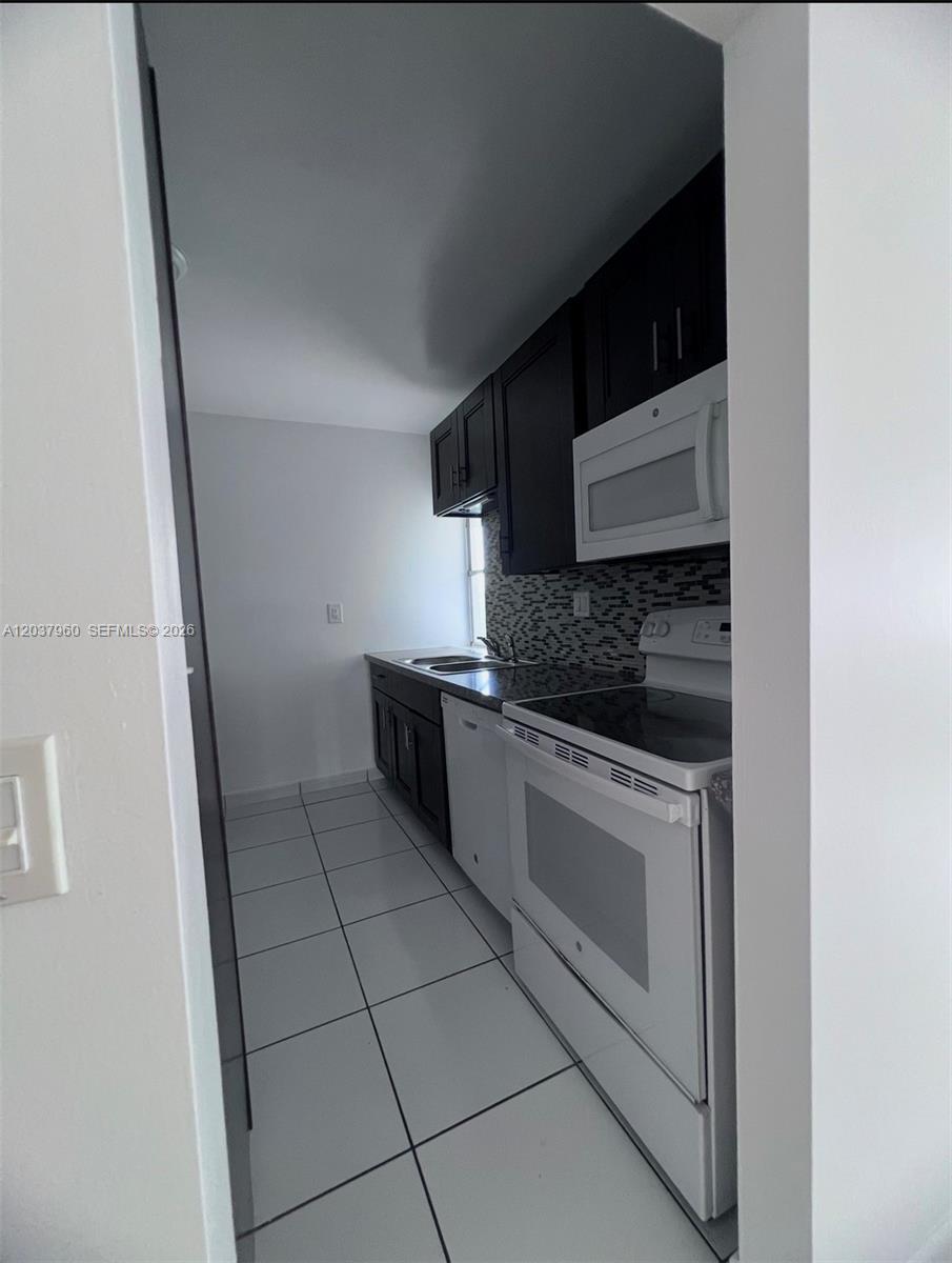 2430 SW 81st Ave # 408, Davie FL 33324 photo 4
