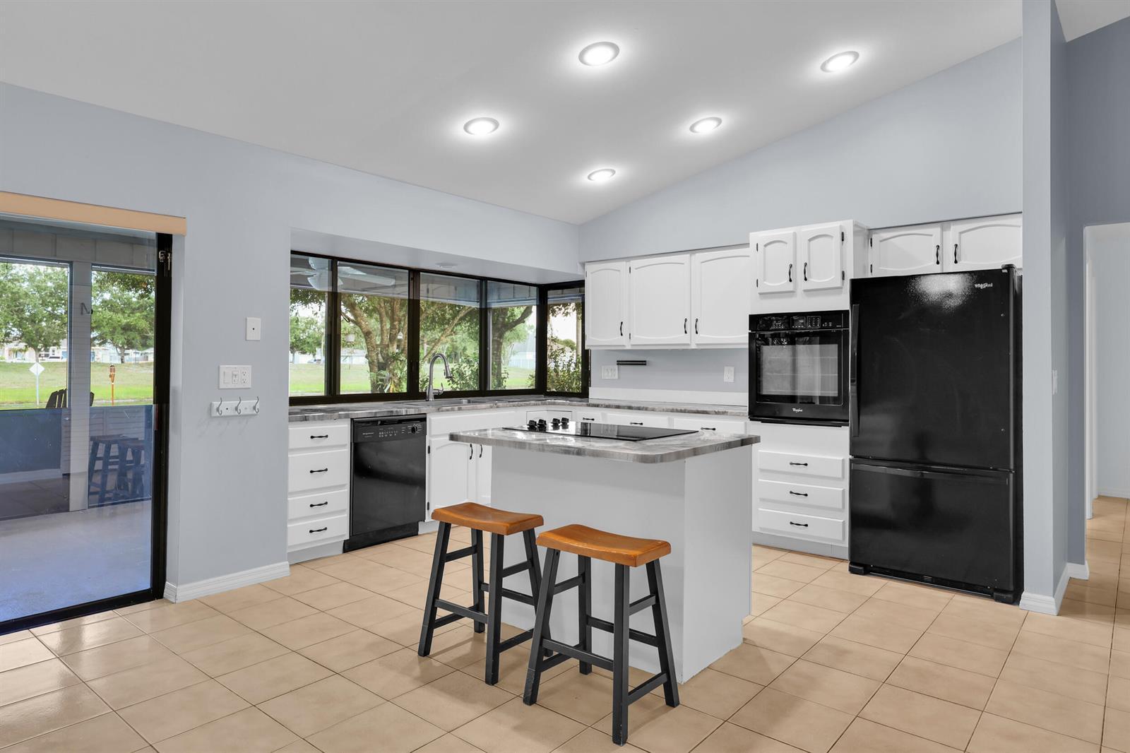2311 SE Bowie Street, FL 34952