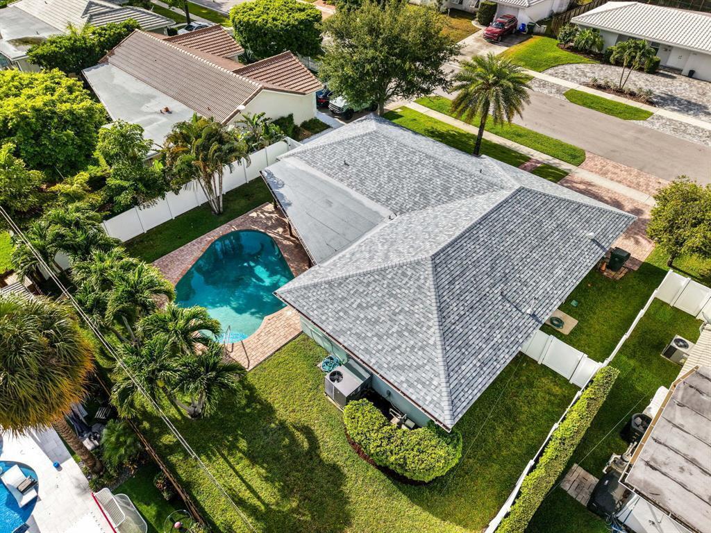 1041 SW 4th Street, Boca Raton FL 33486 photo 2
