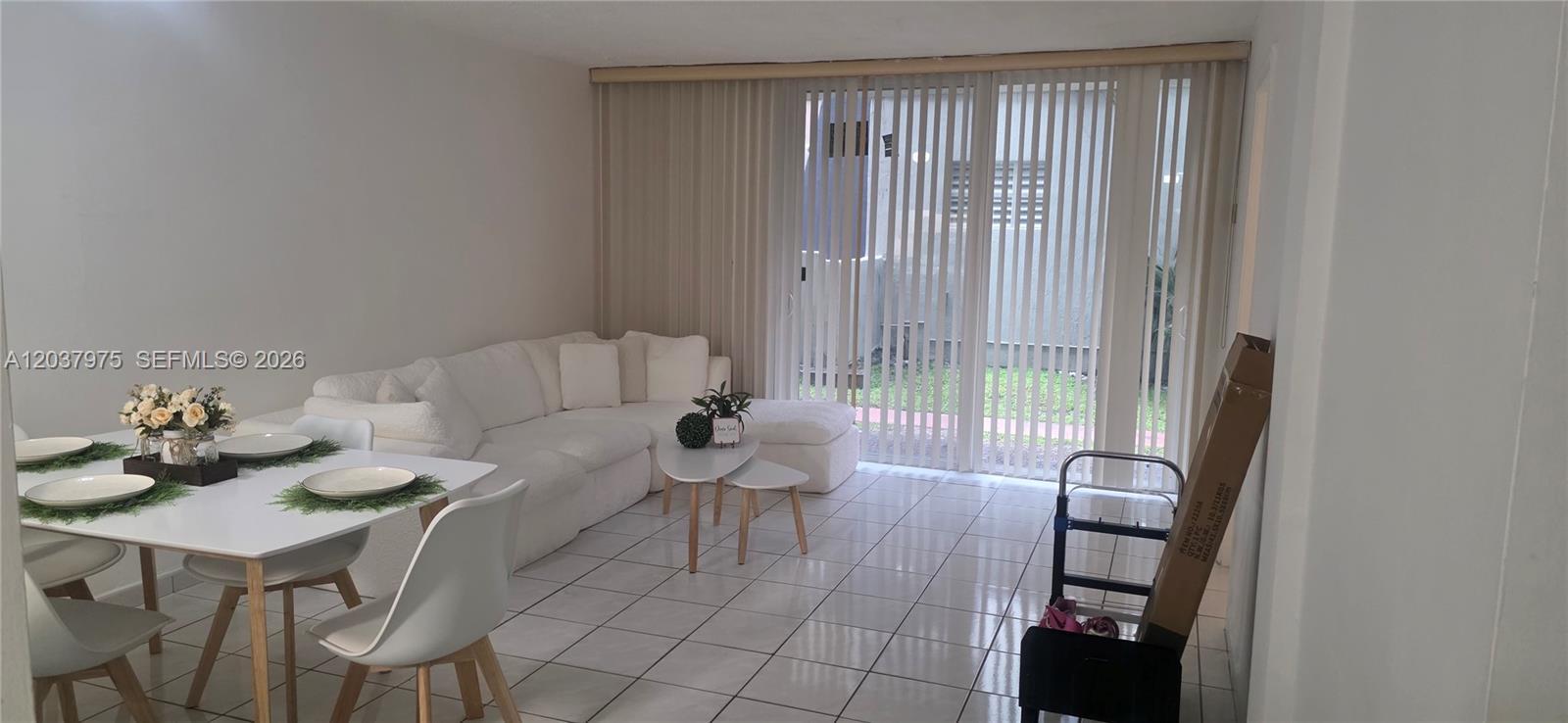10000 NW 80th Ct # 2149, Hialeah Gardens FL 33016