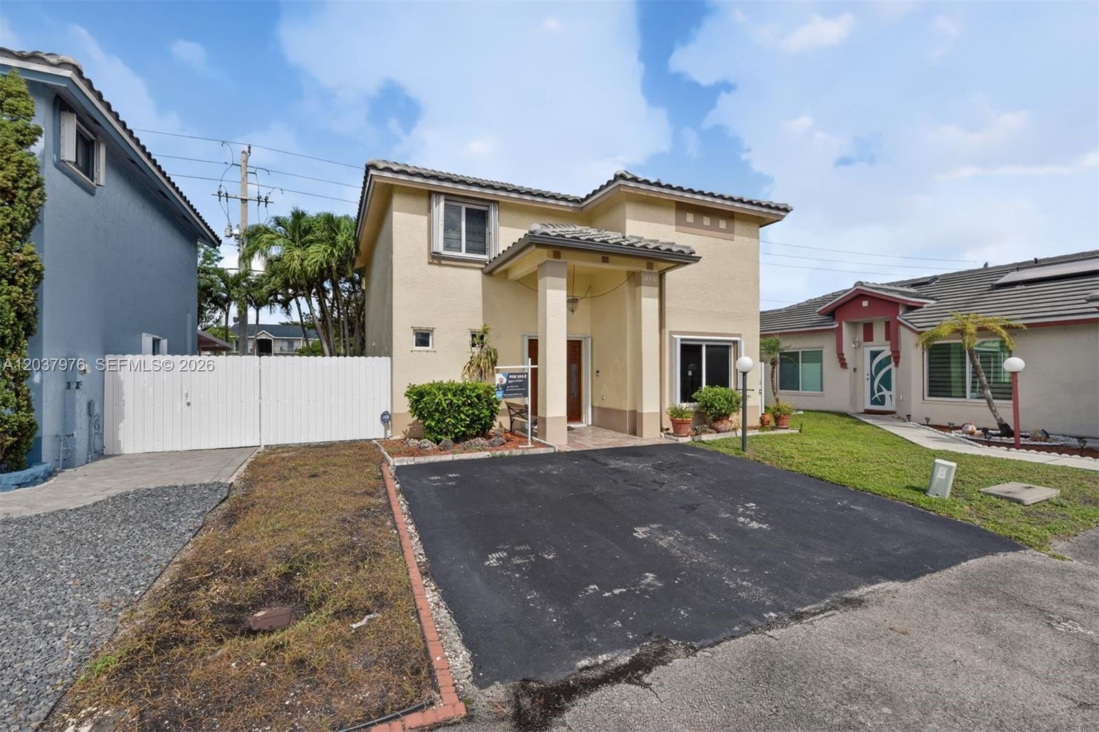 18536 NW 56th Pl, Miami Gardens FL 33055 photo 3