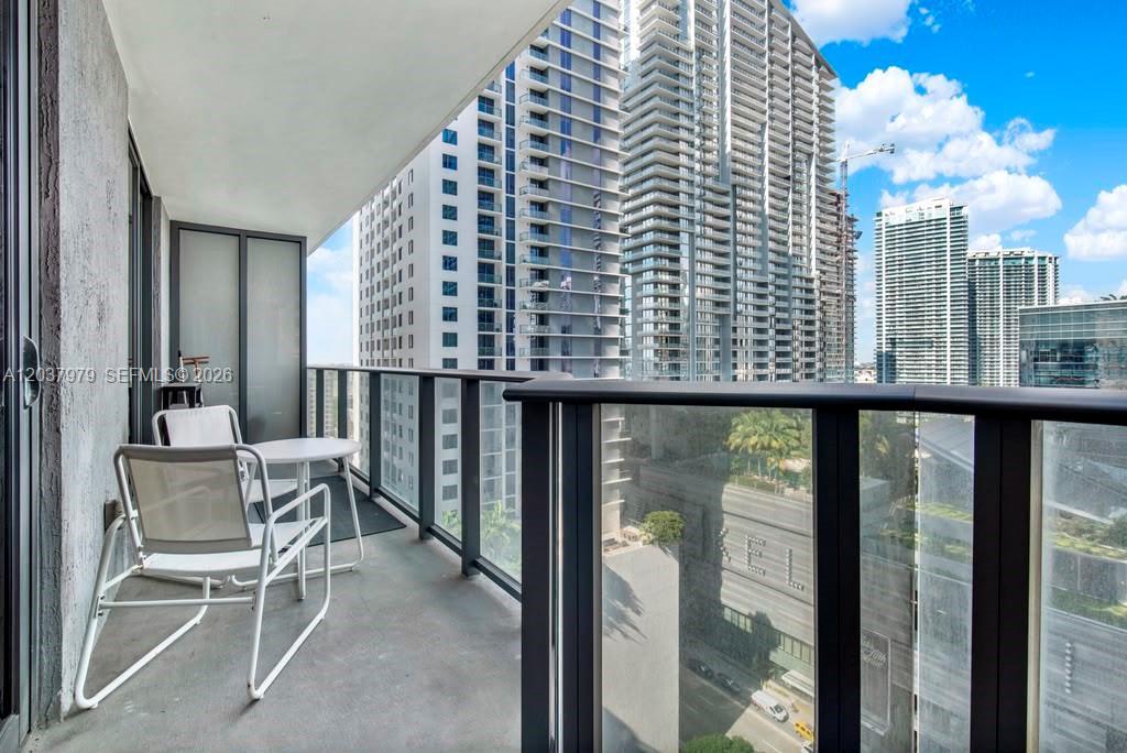 45 SW 9th St # 1609, Miami FL 33130 photo 3