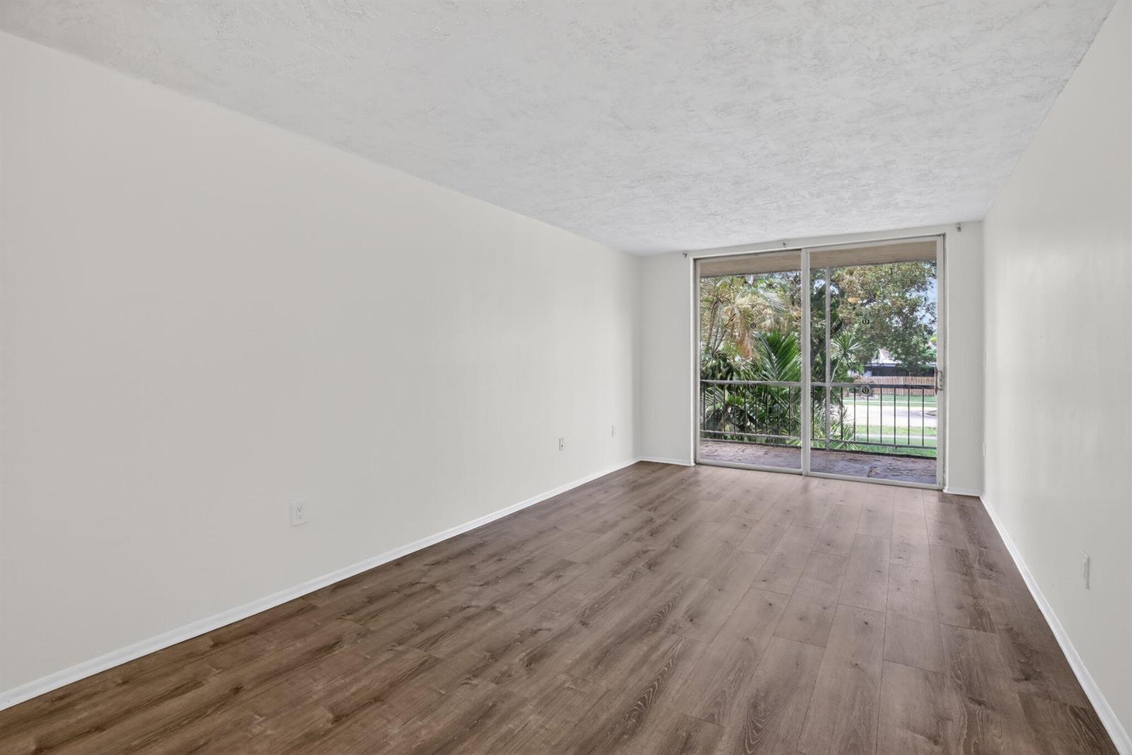 7300 NW 17th Street # 207, Plantation FL 33313 photo 4