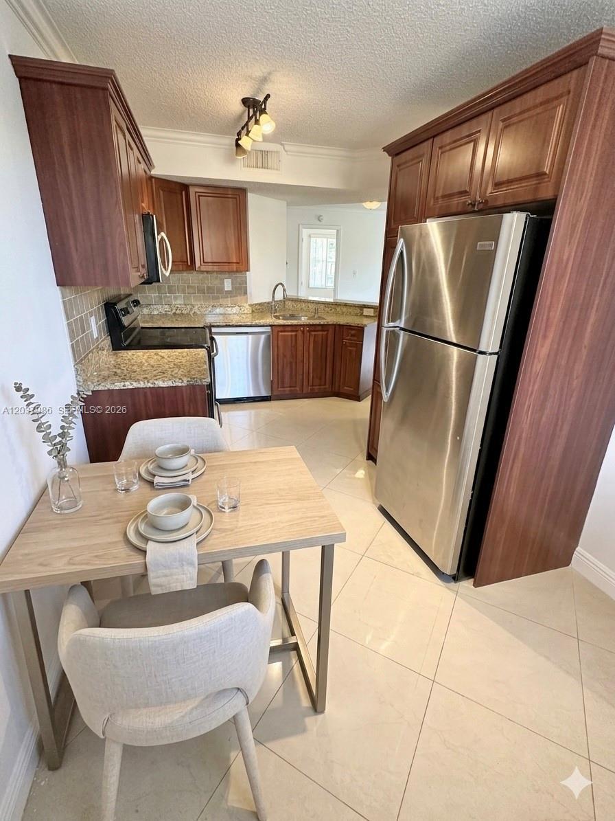 8955 Wiles Rd # 208, Coral Springs FL 33067 photo 5