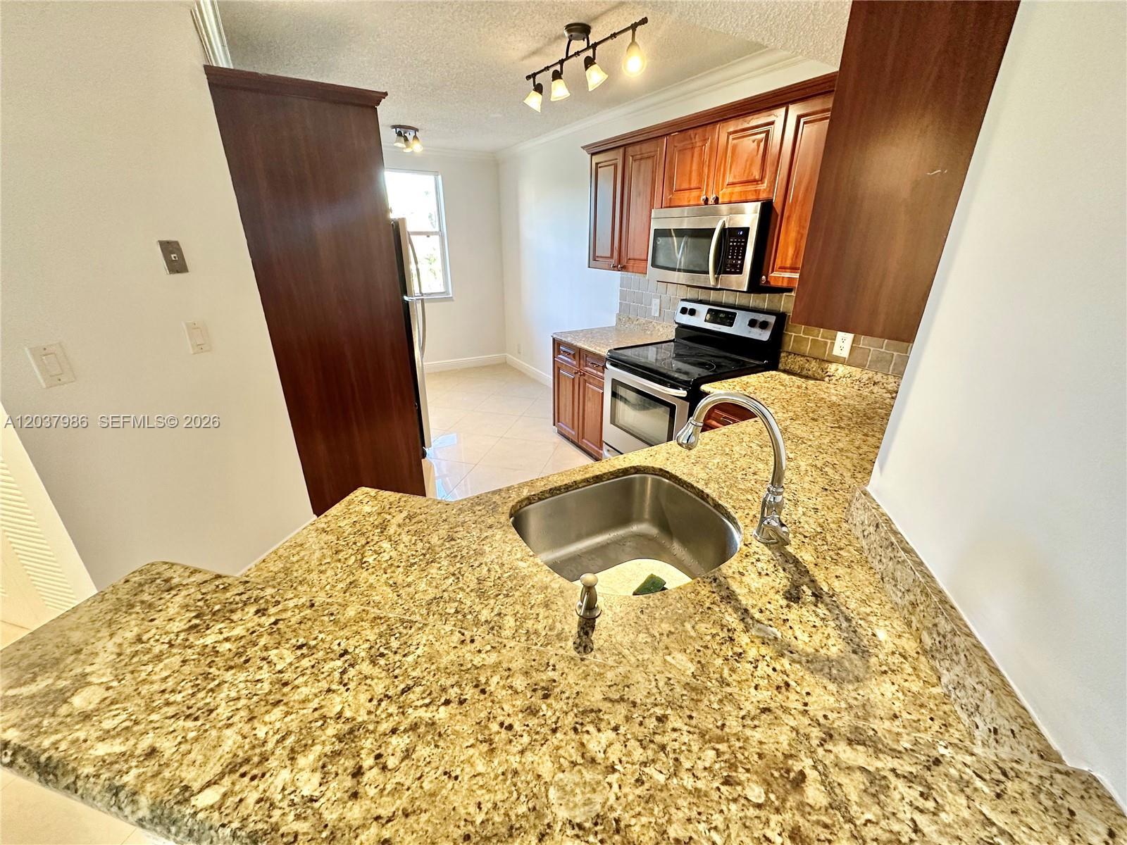 8955 Wiles Rd # 208, Coral Springs FL 33067 photo 4