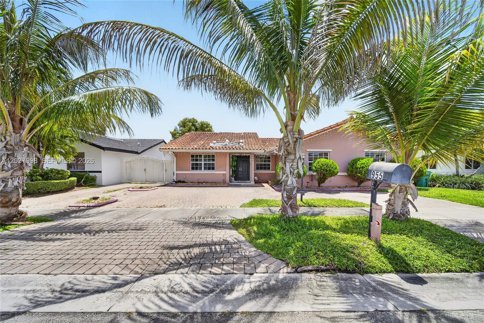 955 NW 128th Ct, Miami FL 33182