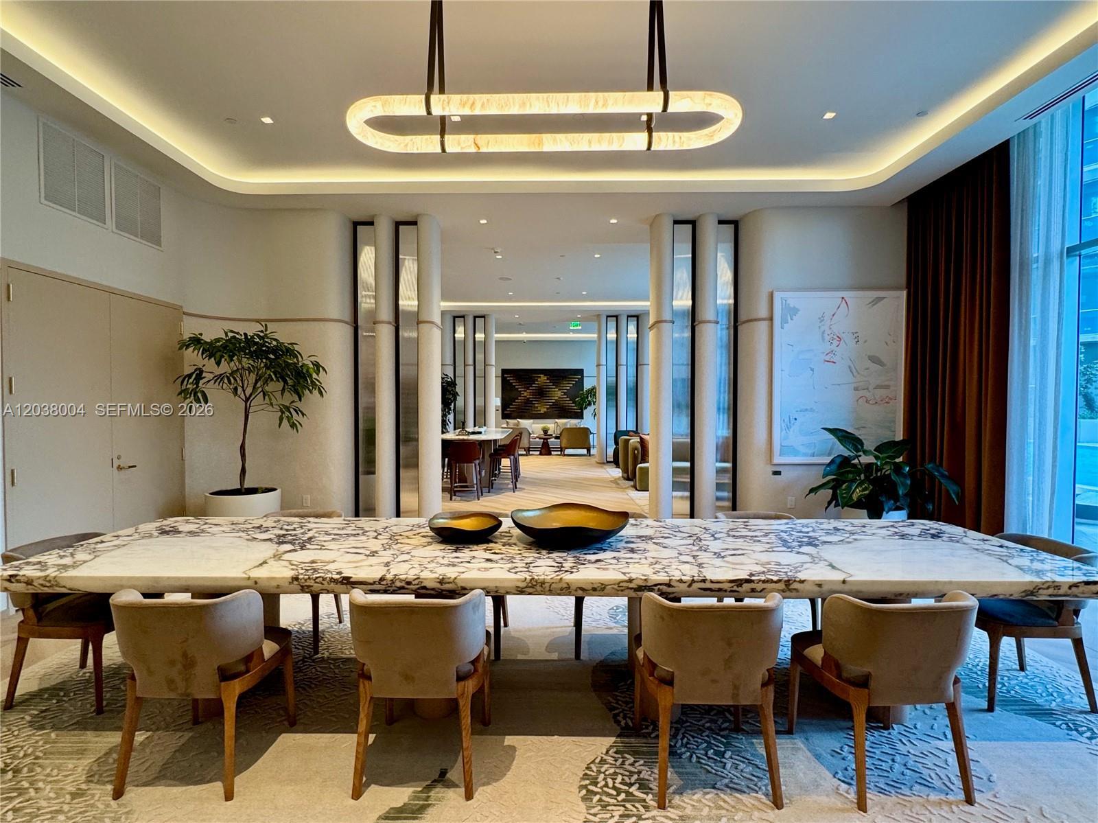 77 SE 5th St # 4002, Miami FL 33131 photo 4