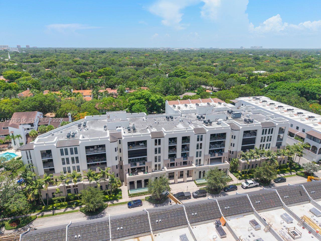 718 Valencia Ave # 403, Coral Gables FL 33134 photo 2