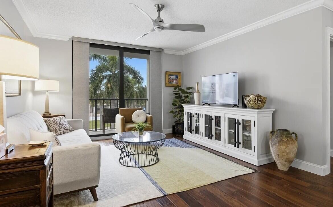 651 Okeechobee Boulevard Unit 309, West Palm Beach FL 33401 photo 3