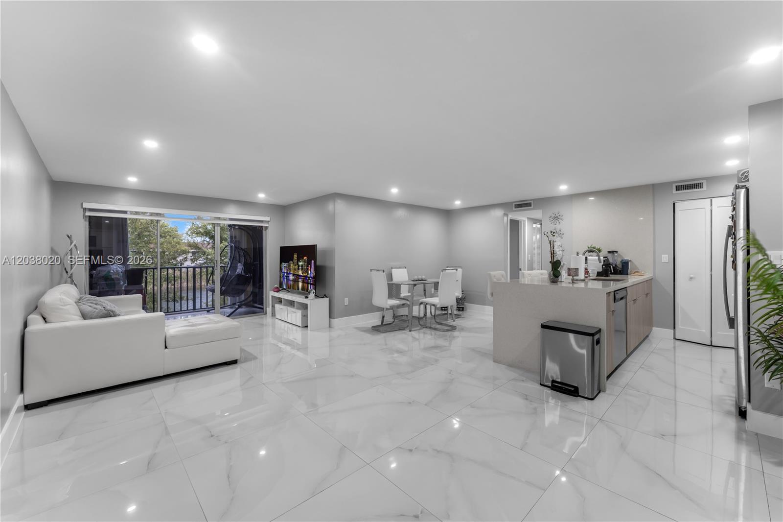 15470 SW 82nd Ln # 327, Miami FL 33193 photo 4