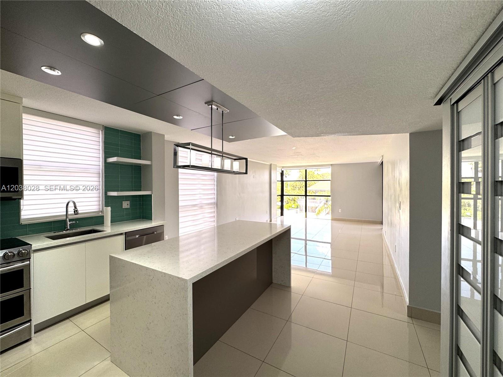 18000 NW 68th Ave # A, Hialeah FL 33015