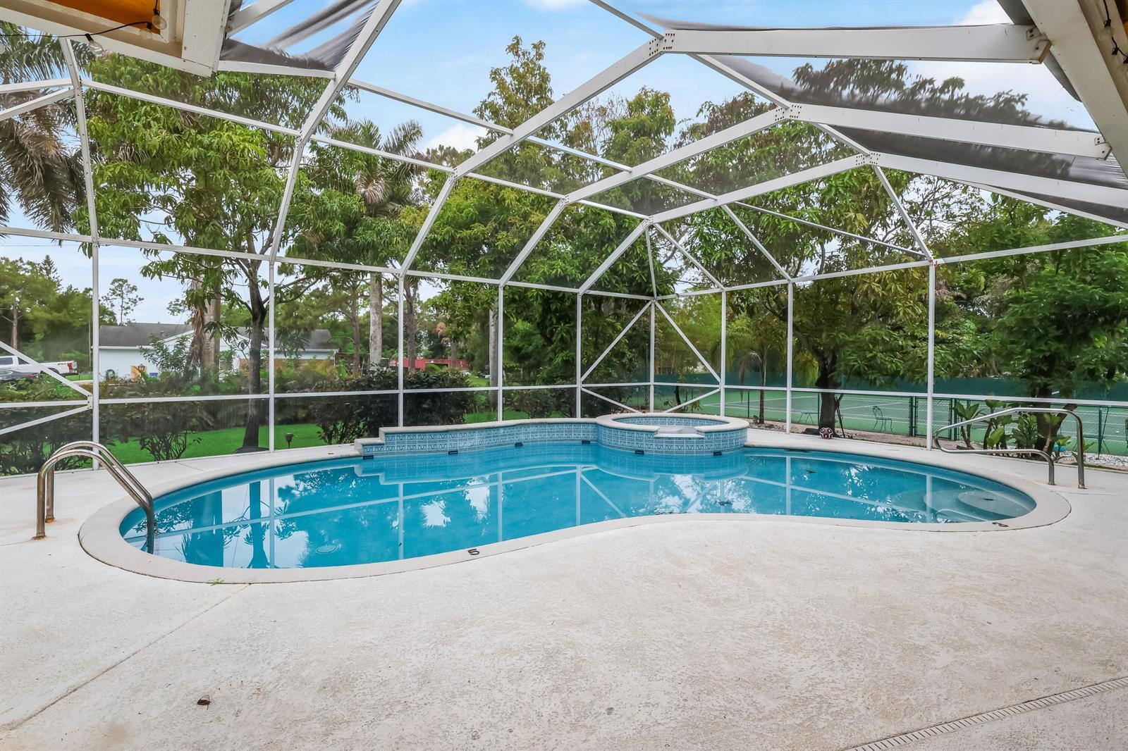 8023 N 120th Ave Avenue N, FL 33412 photo 2