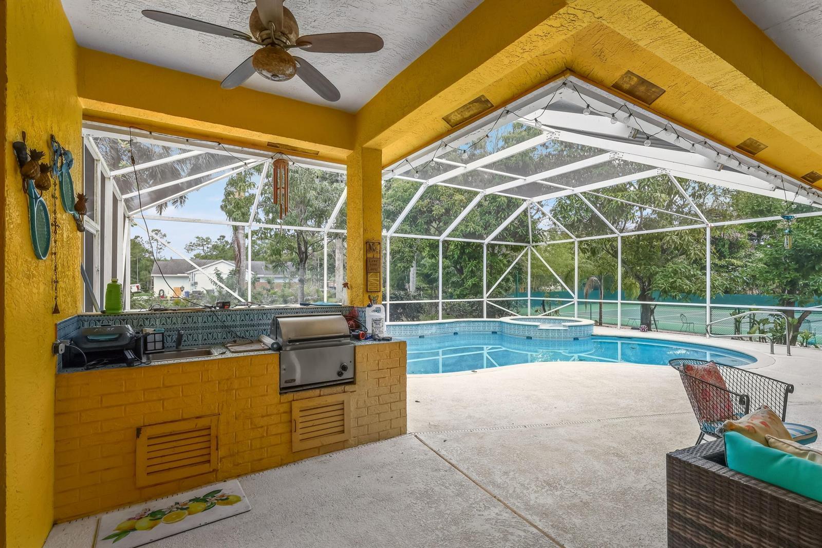 8023 N 120th Ave Avenue N, FL 33412 photo 3
