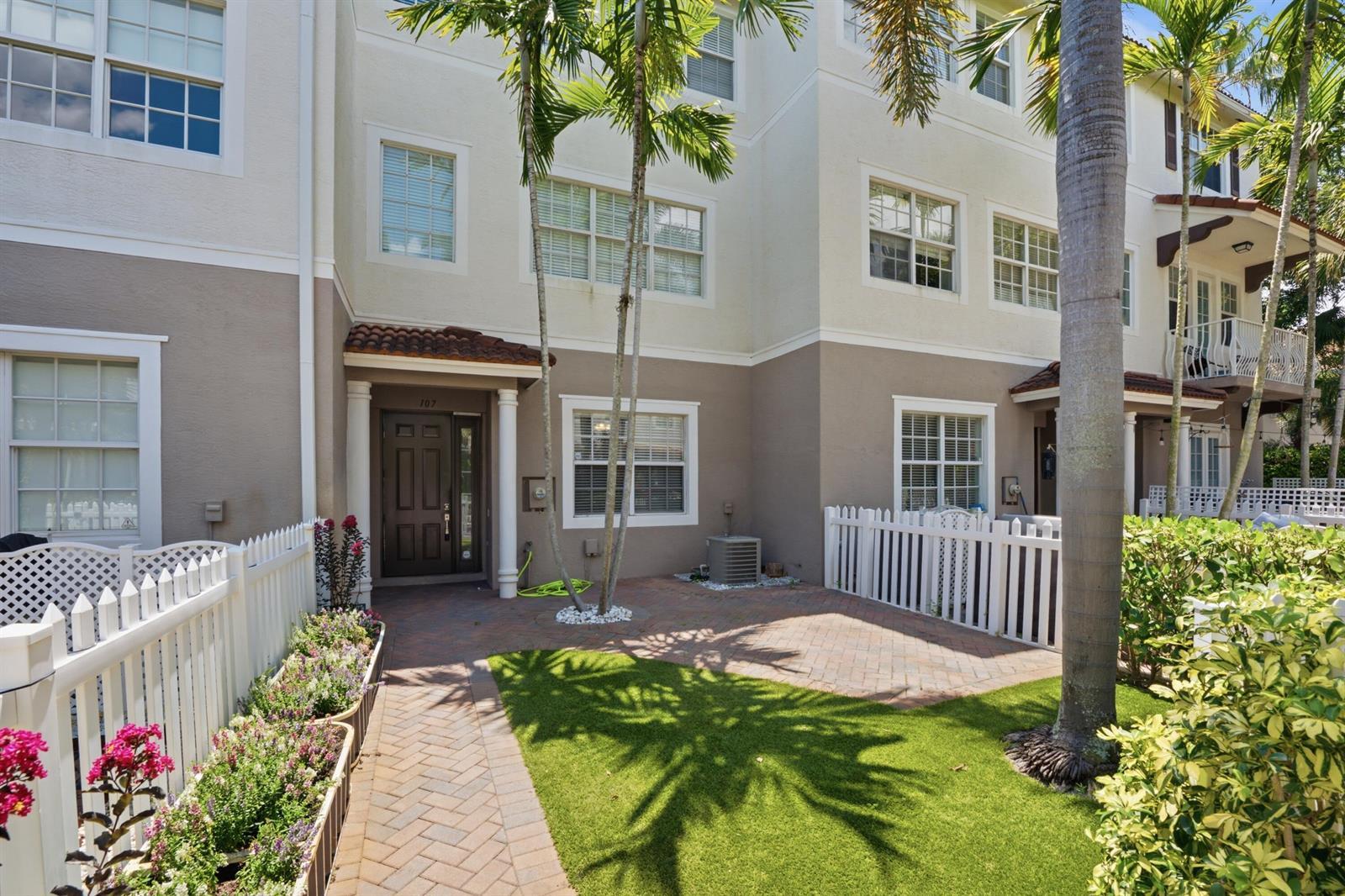 107 Ocean Cay Way, Hypoluxo FL 33462