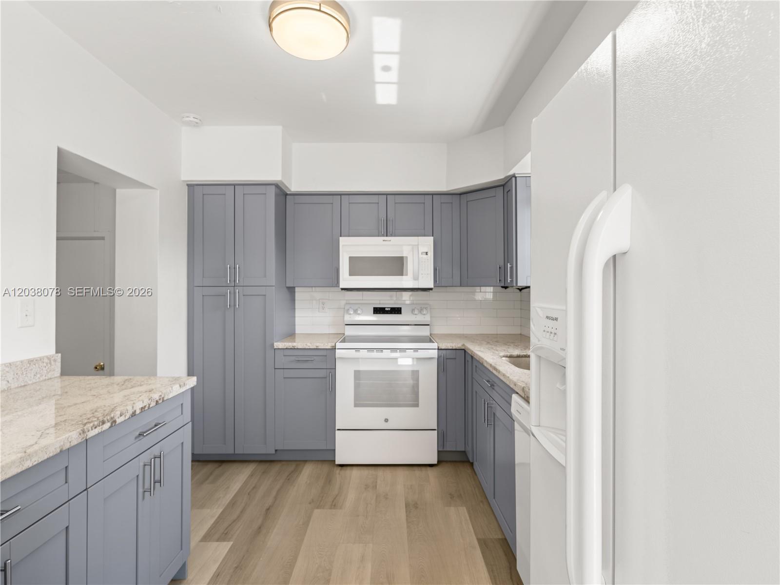 7591 Pierce St, Hollywood FL 33024 photo 4