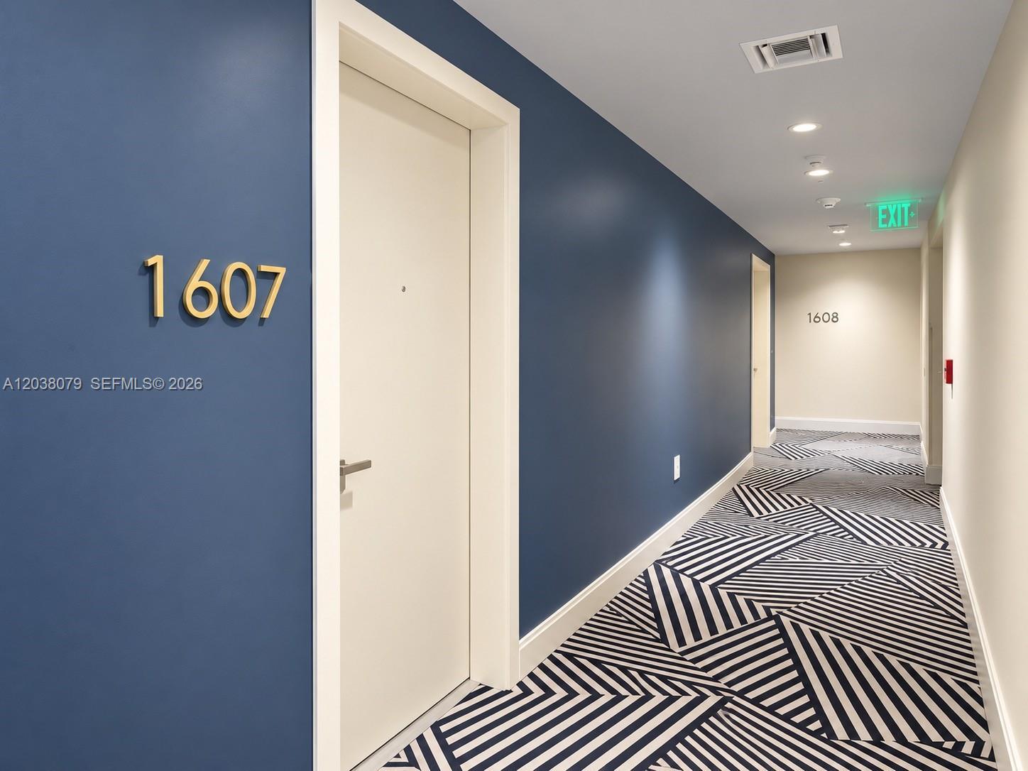 55 SW 9th St # 1607, Miami FL 33130 photo 5