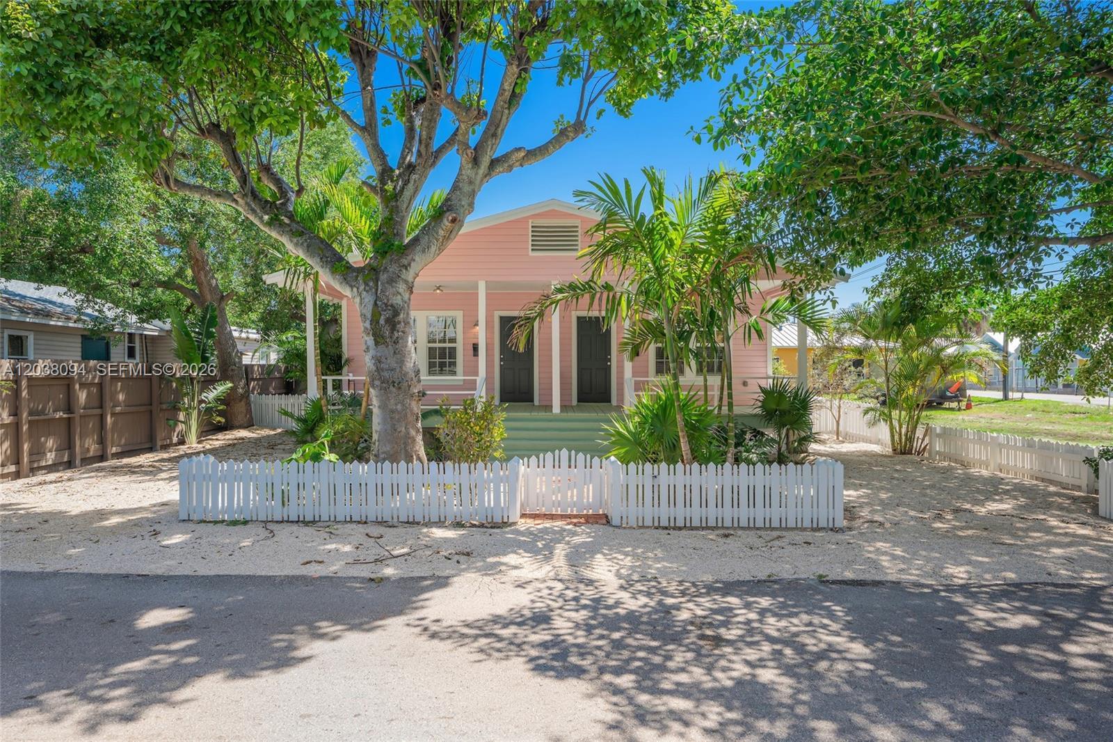 3826 Oak Ave # 3826, Miami FL 33133