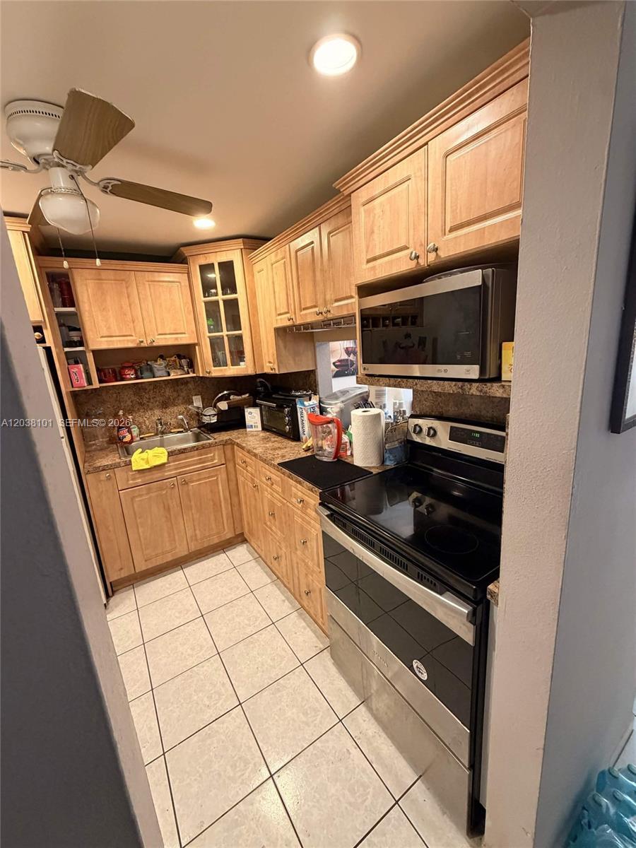 9974 SW 88th St # 1011, Miami FL 33176 photo 2