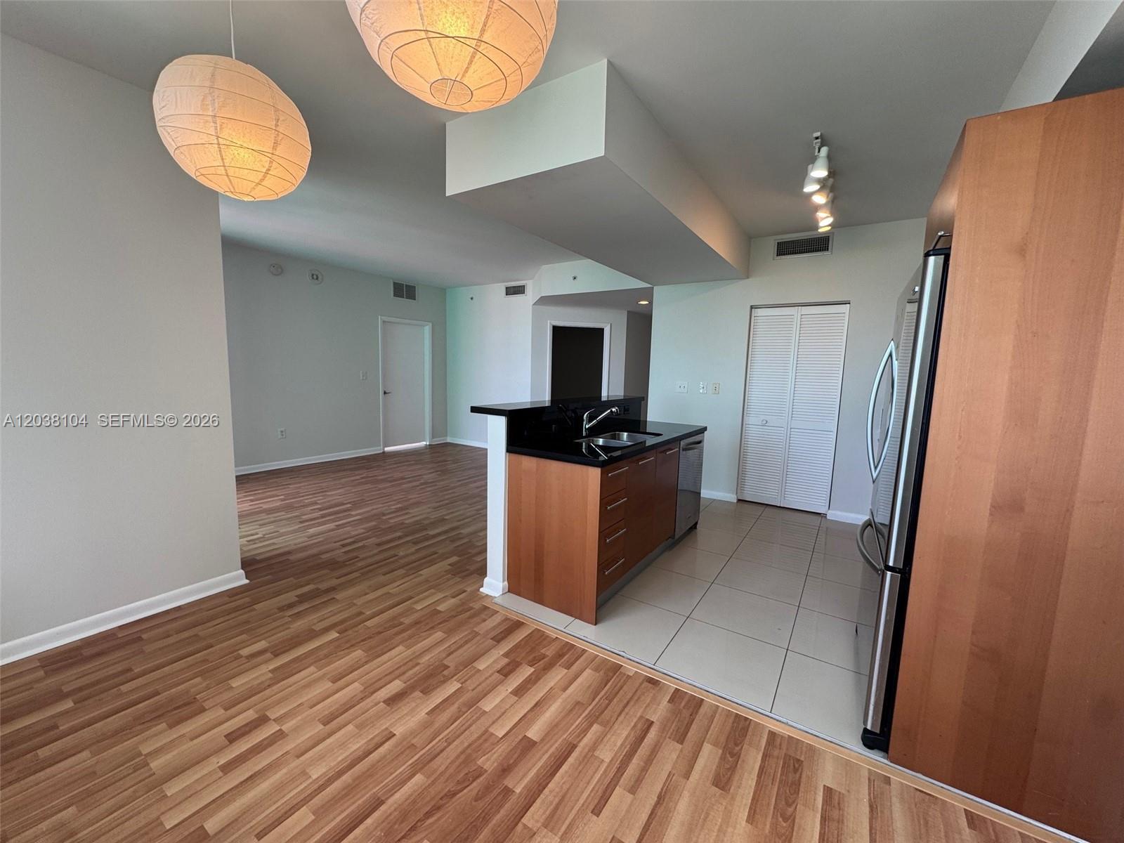 244 BISCAYNE BL # 702, Miami FL 33132 photo 2