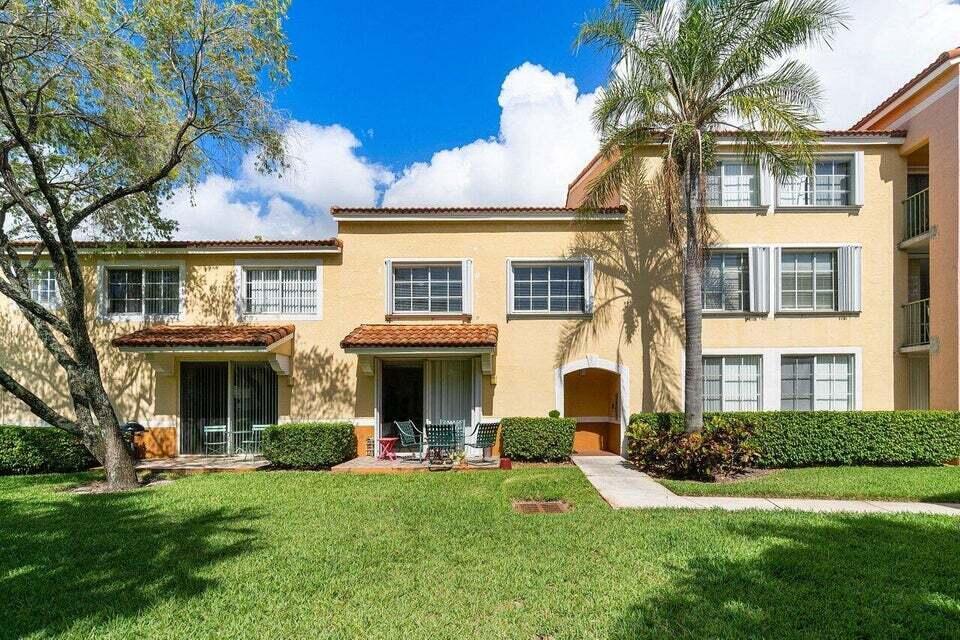 117 Yacht Club Way Unit 110, Hypoluxo FL 33462 photo 3