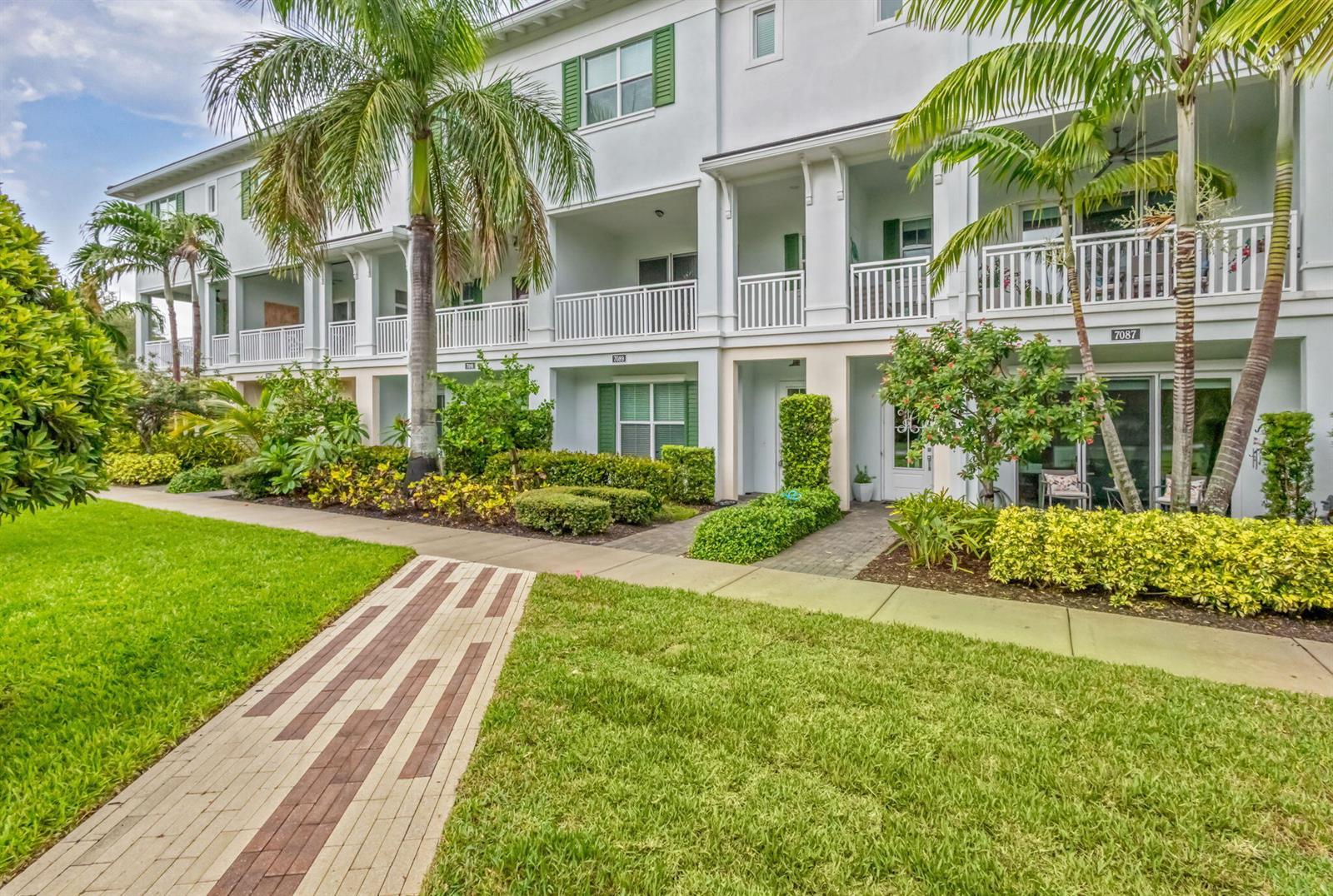 7089 Edison Place, Palm Beach Gardens FL 33418