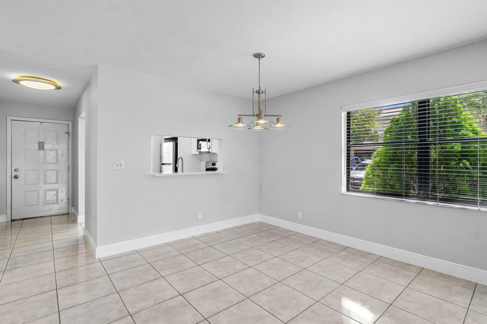 5162 Tennis Lane, Delray Beach FL 33484 photo 5