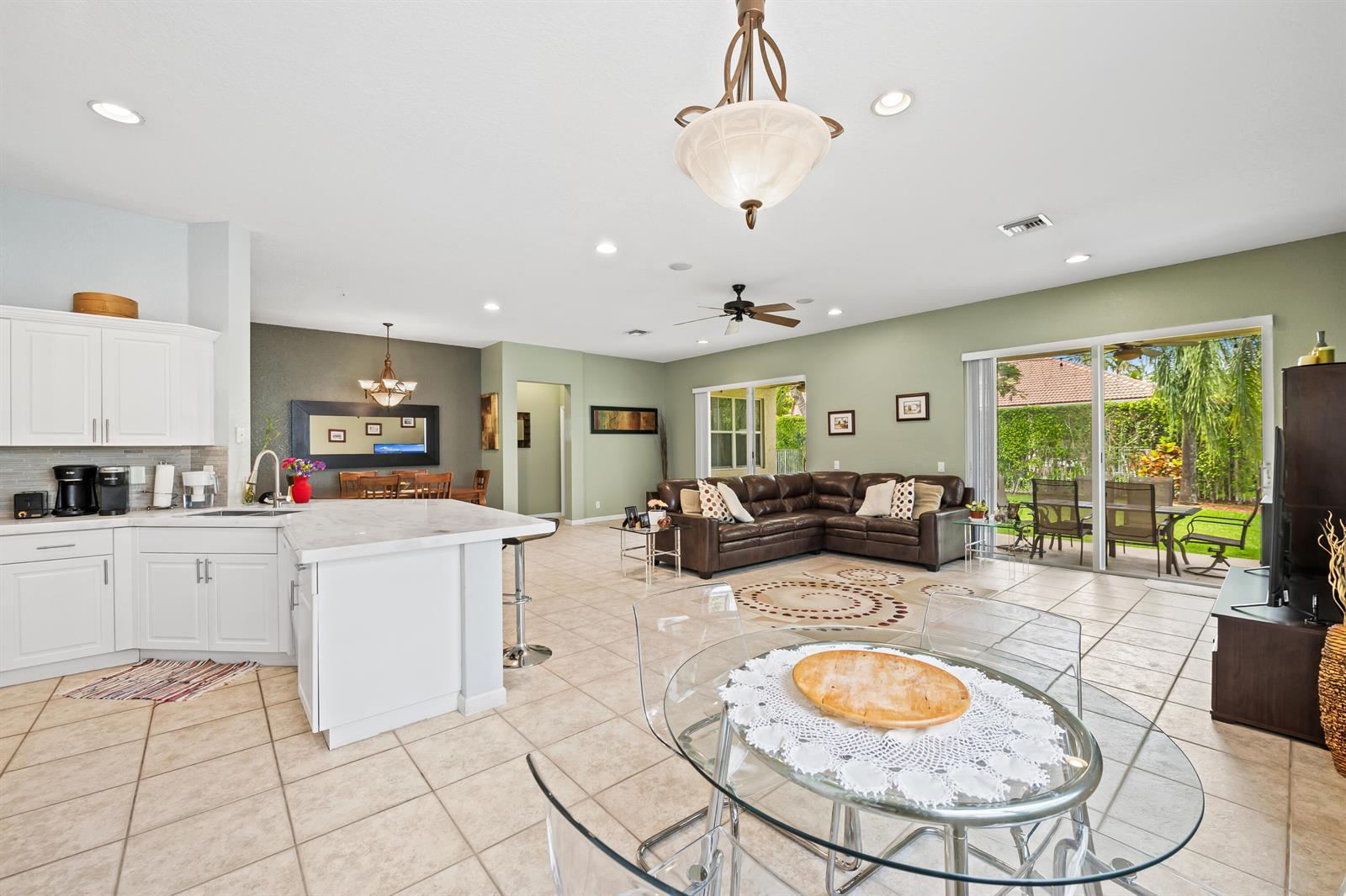 828 Vanda Terrace, Weston FL 33327 photo 4