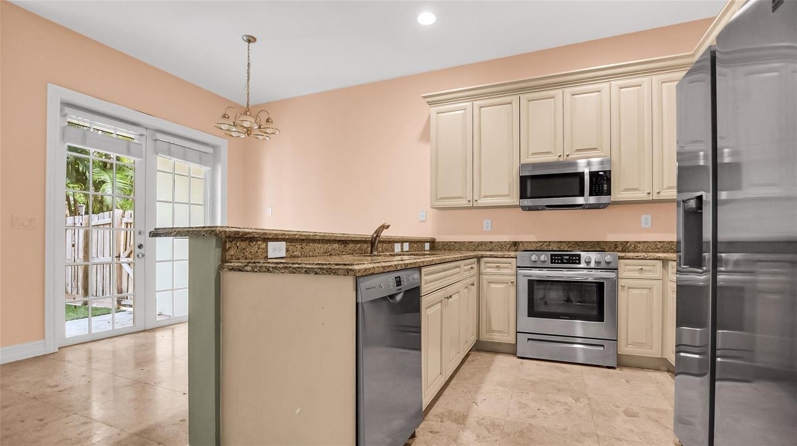 1750 NE 12th Street, Fort Lauderdale FL 33304 photo 4